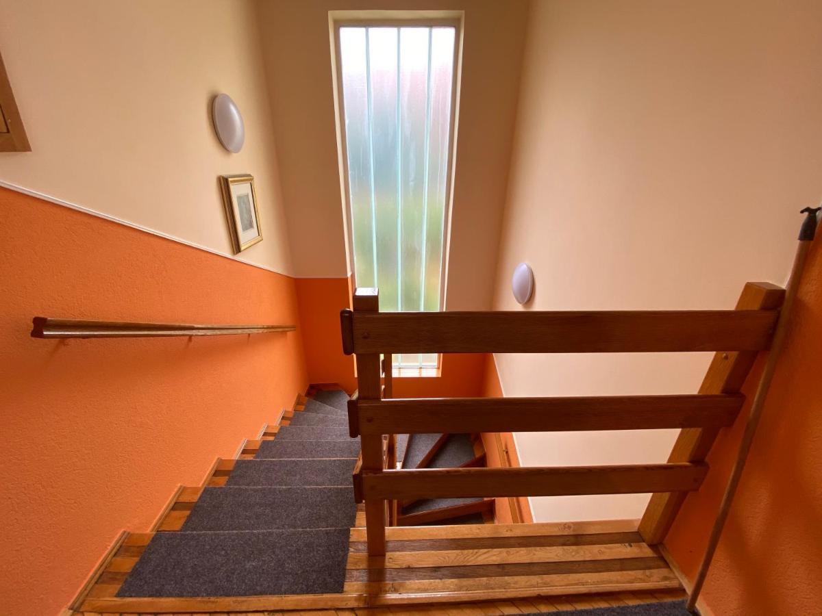 Apartmani Rajin Vrsac Exteriör bild