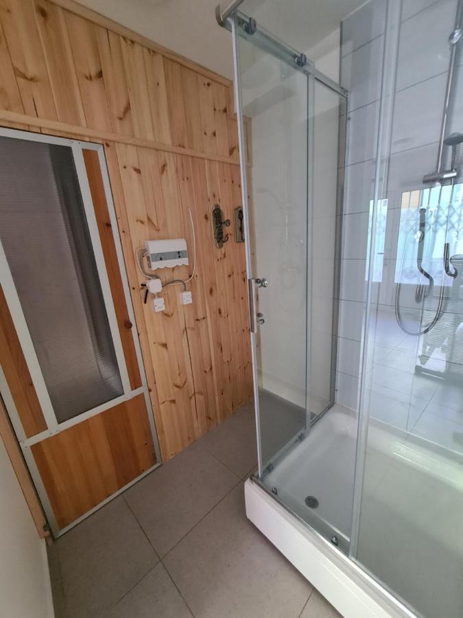 Apartmani Rajin Vrsac Exteriör bild